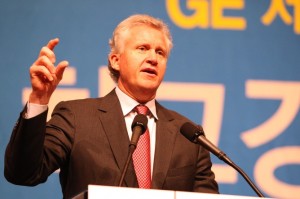 May 28, SEOUL, South Korea -- Jeffrey Immelt, chairman of GE, delivers a special lecture on "Growth strategy, globalization and leadership" during a breakfast meeting hosted by the Korea Management Association at a Seoul hotel on May 28. (AAP Image/YONHAP) NO ARCHIVING, AUSTRALIA ONLY