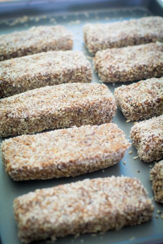 Make Your Own Fat-Burning Blueberry-Almond Energy Bars - Early To Rise